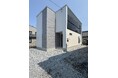 【5/17旭川にOPEN】テスラ蓄電池×壁一面の太陽光パネルで“電力自給自足の最大化”を目指すGX住宅、ジョイフルホームから誕生