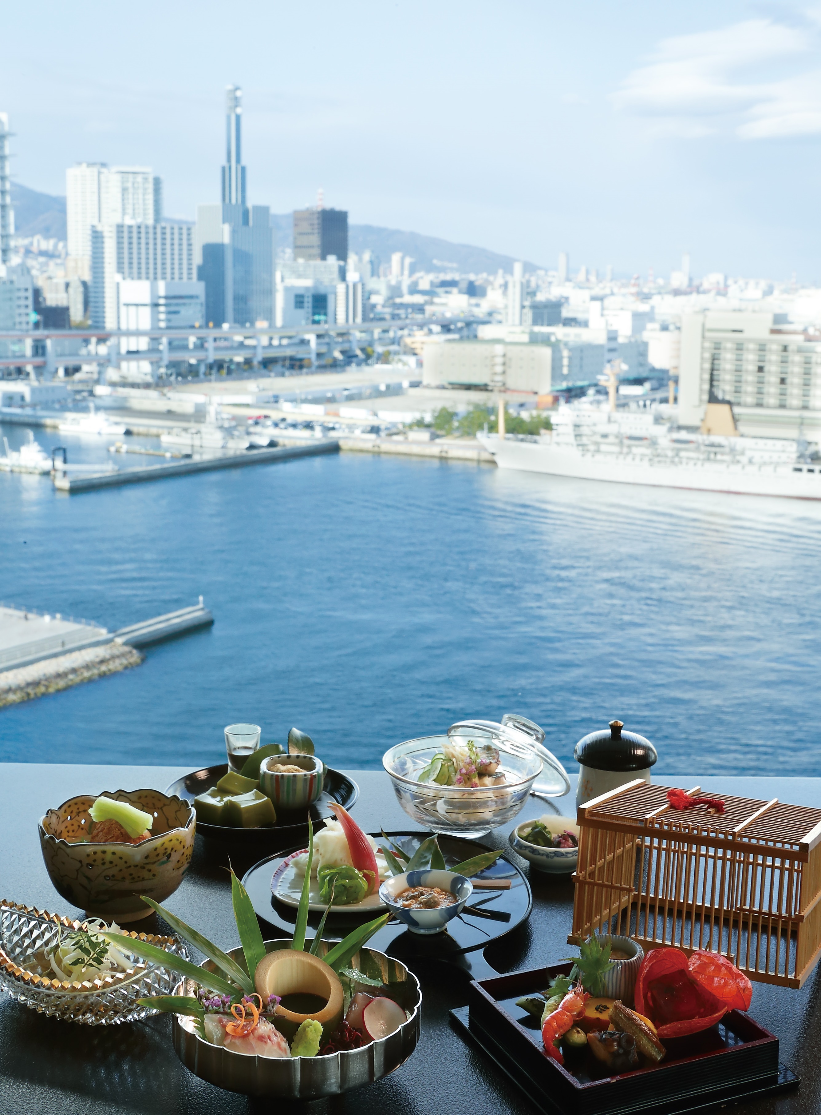 神戸メリケンパークオリエンタルホテル 旬の素材の魅力を引き算の美学で組み立てる 日本料理 石庭 が心を込めて贈る夏の会席 Hmjのプレスリリース