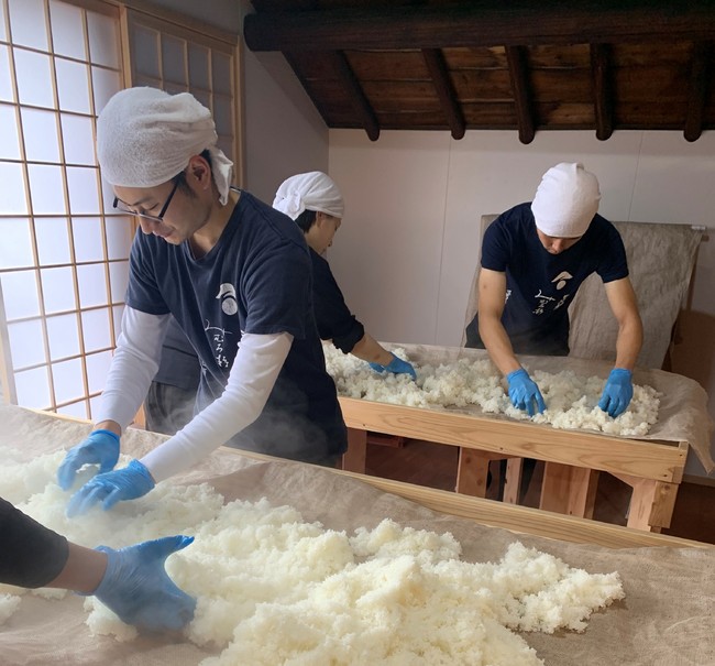 今西酒造仕込みの様子