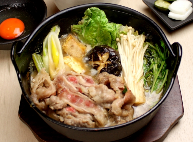 特選牛しゃぶすき焼き鍋￥1,000（税抜）ご飯・漬物付き