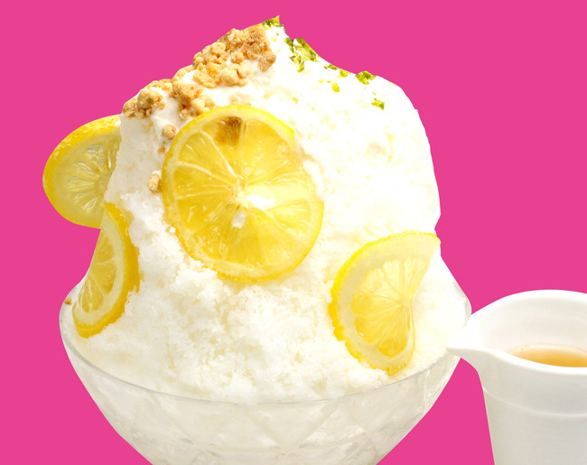 国産レモンの爽やかな酸味と濃厚な 練乳ミルクソースとの相性が絶妙な かき氷『レモンクリーム』　￥680《税抜》