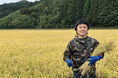 社員の食と学びを支える福利厚生「UCHINO米制度」導入7年目、田植え体験で一次産業の大切さを学ぶ