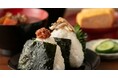 【開店1周年】麹のおむすび専門店「麴結」、感謝を込めて“１月中毎日お赤飯20円引き”＆手作り佃煮プレゼントの周年祭を開催