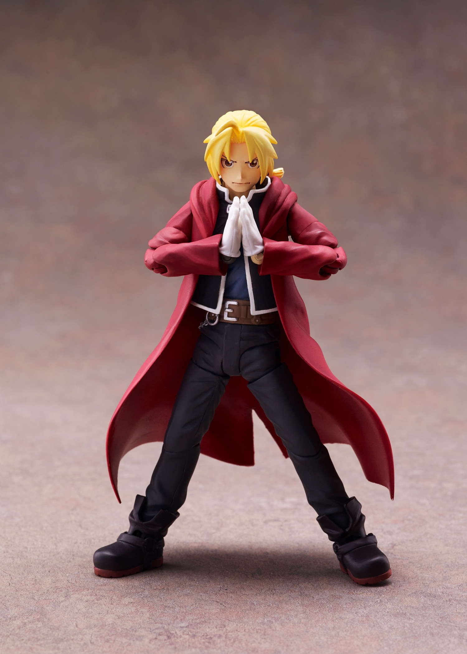 Tvアニメ 鋼の錬金術師fullmetal Alchemist よりエドワード エルリック が 1 12スケールアクションフィギュアライン Buzzmod バズモッド に登場 株式会社アニプレックスのプレスリリース