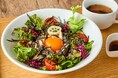 大切な家族に食べさせたい。BestiesTokyoが自然な飼育にこだわった豚肉を使ったチャーシュー丼を発売。東京・亀戸の人気ラーメン店「らぁ麺 花筏」にオリジナルチャーシューの製造を依頼。