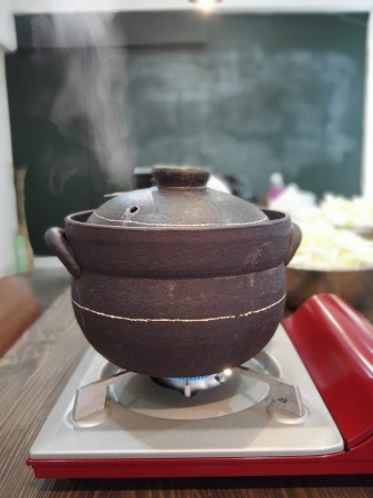 土鍋でご飯を炊く土鍋体験