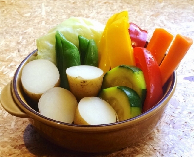 生ハムと相性の良い「冷製蒸し野菜」
