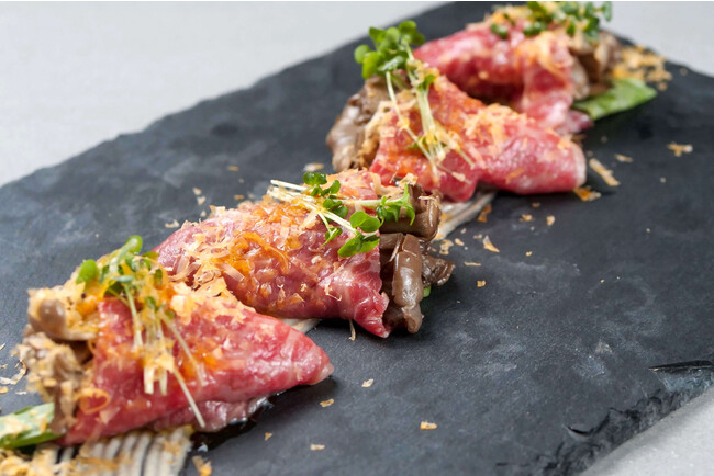 和牛と舞茸のカルパッチョ ¥1,000(税込) 和牛と舞茸のカルパッチョ ¥1,000(税込)