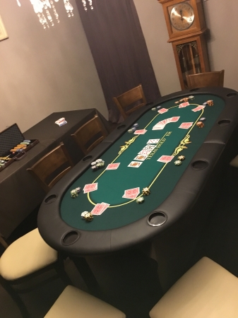 テーブル ポーカー