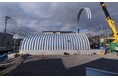 自由発想から始まる柱なしの大空間。多彩なビジネス用途に応える、日本製アーチ形状建築スチールーアーチ。