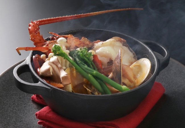 伊勢海老の出汁薫るずわい蟹とポルチーニ茸 クリーミー味噌仕立て