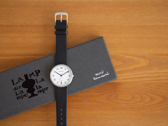 暮しの手帖 初代編集長 花森安治のオリジナルウォッチが登場 カット画を生かした手書き文字とランプがポイントの腕時計 です アイ ネクストジーイー株式会社のプレスリリース