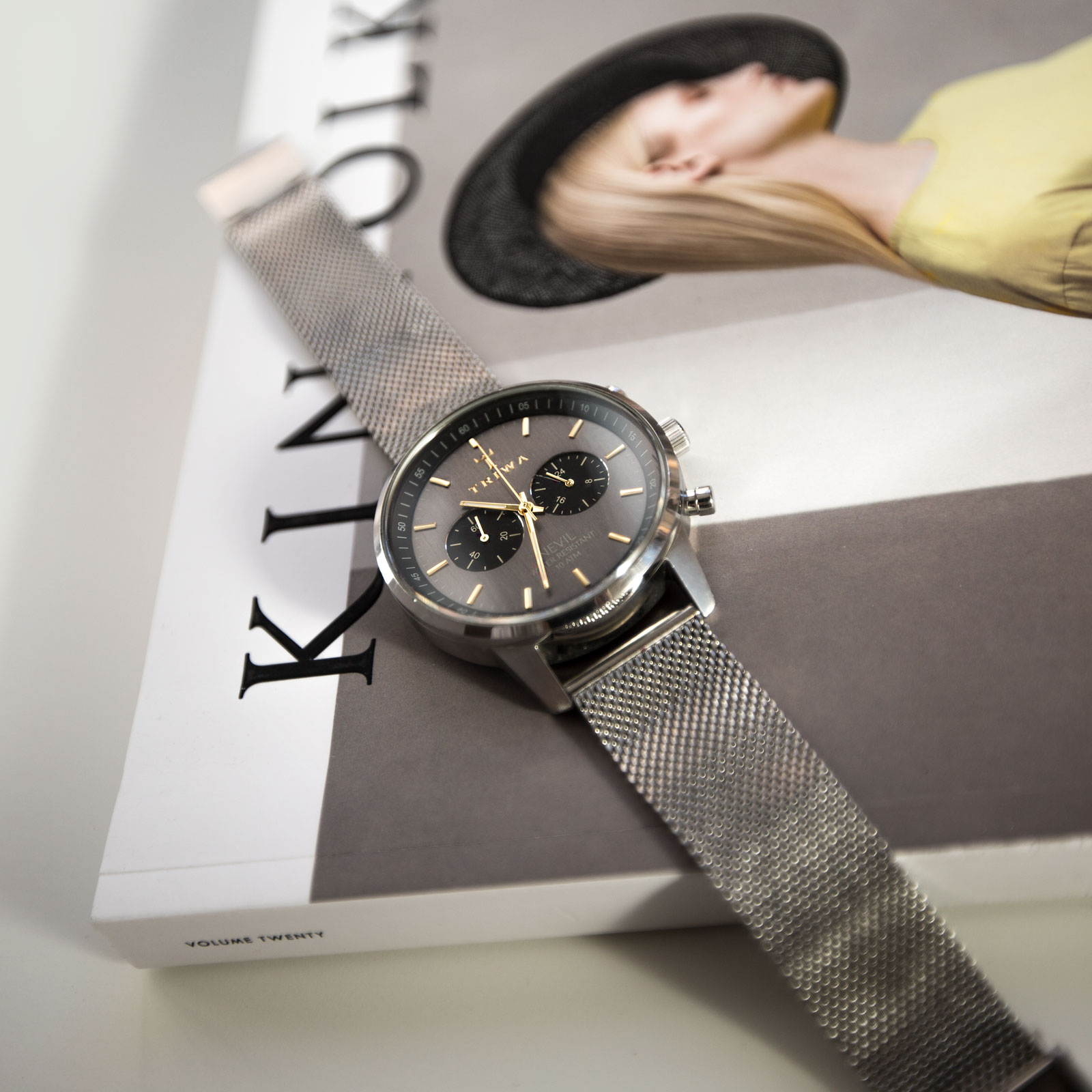 即納NEW トリワ TRIWA ネビル スモーキー 42mm クロノグラフ 腕時計 NEST114-CL010412 腕時計のななぷれ 通販  PayPayモール