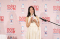 中谷美紀さんが“evian 200 Years Young”への想いを語るエビアン®、ブランド誕生200周年記念イベントをフランス大使館で開催～5種の200周年限定ボトル披露＆会場全体で乾杯～