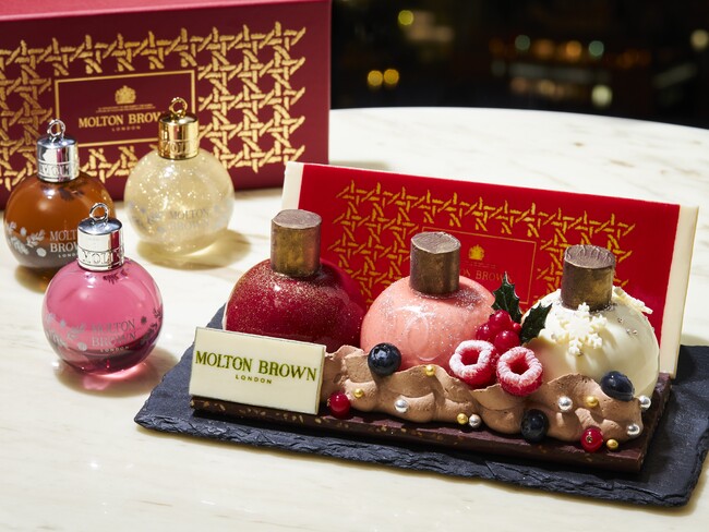 モルトンブラウン コラボレーションクリスマスケーキ イメージ モルトンブラウン コラボレーションクリスマスケーキ イメージ