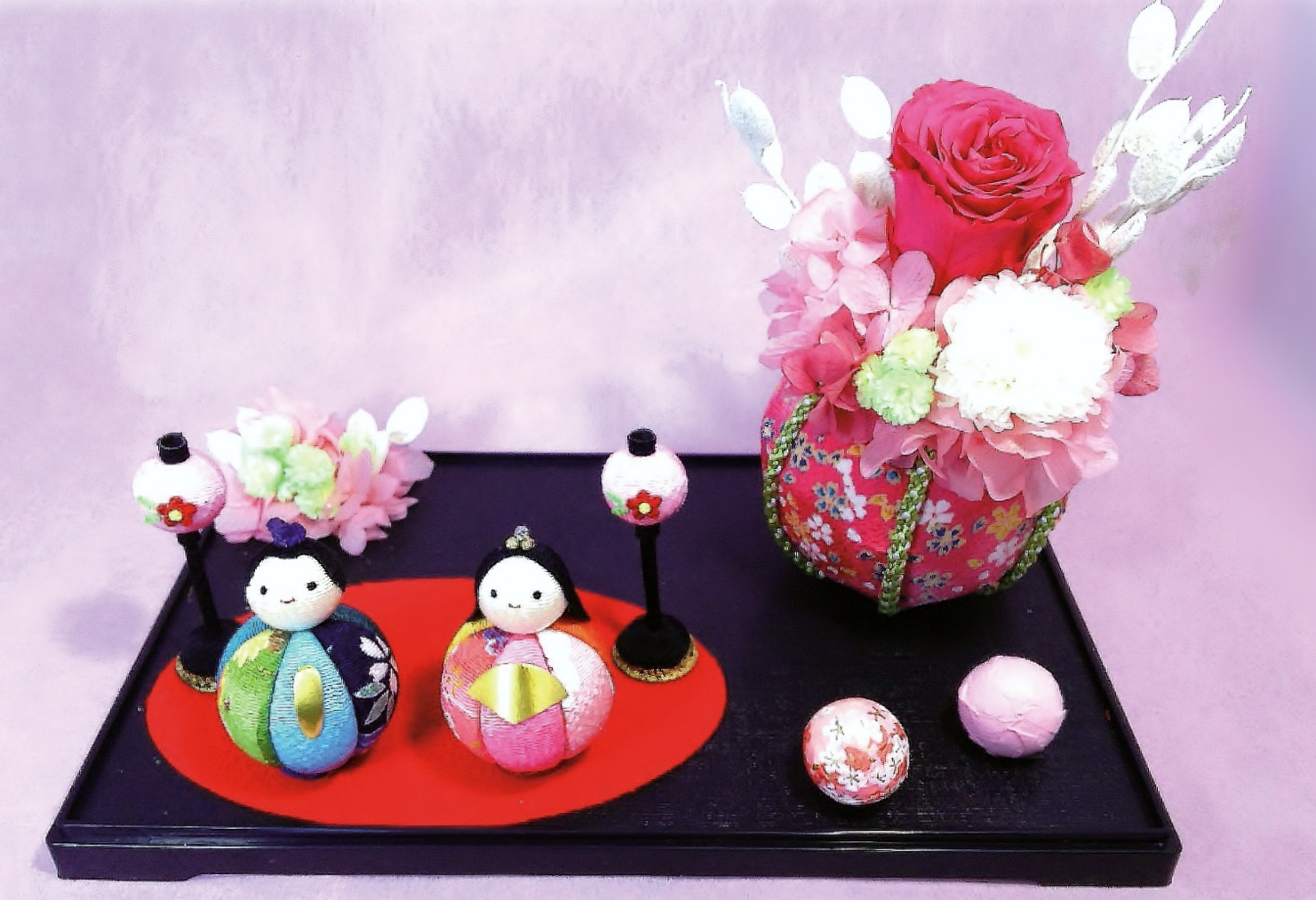 リーガロイヤルホテル 大阪 ひな祭りの飾りをお花で作る プリザードの花てまりとお雛様のアレンジ ロイヤルホテルのプレスリリース