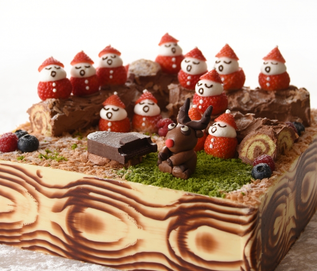 リーガロイヤルホテル広島 クリスマスケーキ プレゼントボックスをイメージした 少人数で楽しめる大人向けケーキ や表情の違いを楽しめるサンタクロースがかわいらしいケーキ新登場 ロイヤルホテルのプレスリリース