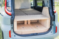トヨタ シエンタ専用車中泊キット「VANLIFE ROOMKIT」に7人乗り用モデルが登場！