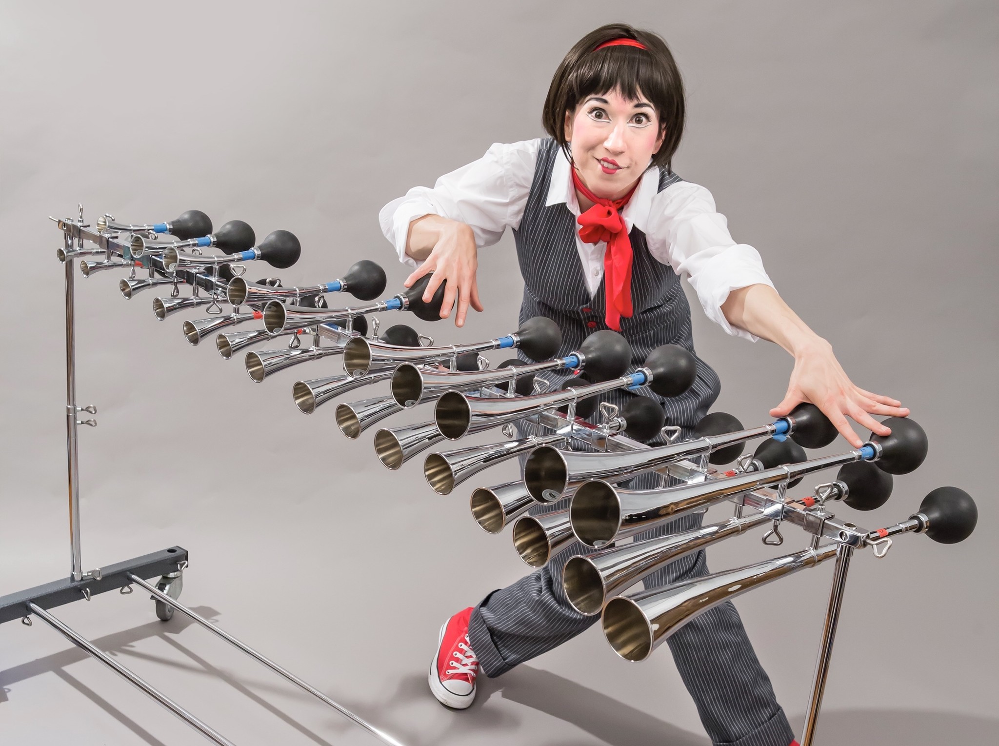 世界12ヶ国22人のアーティストが淡路島でパフォーマンス Awaji Art Circus 19 9 28 オープニングイベント開催 株式会社パソナグループのプレスリリース