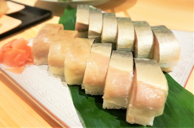 ▲400年の歴史を持つ「伊豫又」の鯖寿司