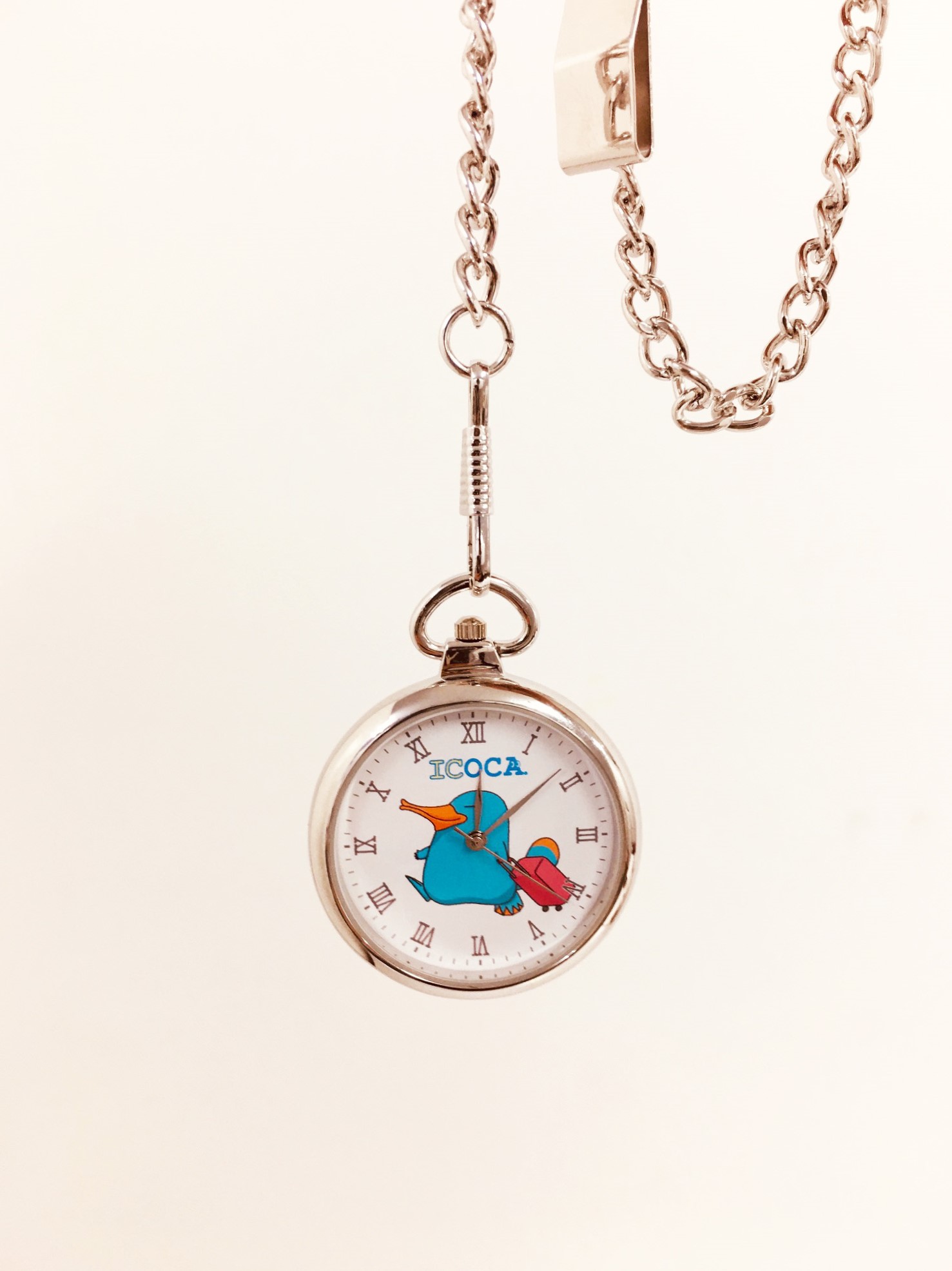 書泉限定 Jr西日本icカード Icoca のマスコットキャラクターカモノハシのイコちゃんの懐中時計 が4月16日より発売 株式会社アニメイトホールディングスのプレスリリース