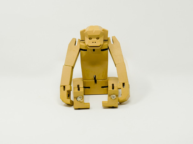 大人も子供も楽しめる／日本の伝統おもちゃ「積み木パズル」から着想を 