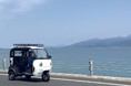【佐賀県唐津市】窓もドアもない!? 今夏ブレイク確実の「電動トゥクトゥク」で駆け抜ける！海と山を一望する爽快リゾートドライブ「Kari Tuku」を現地レポ