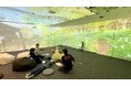 猛暑の夏休みは空間VRで気軽に日本各地へ英会話旅行！ECCとフォレストデジタルが小学生向けのイマーシブ学習プログラムを共同開発