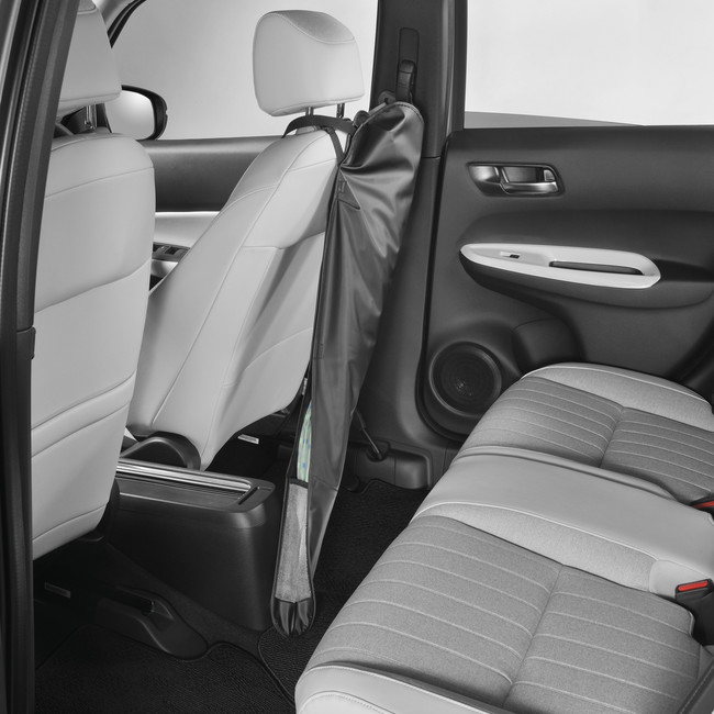 広げたまま助手席へ ポイっ と収納 新発想の傘ケース本日発売 株式会社カーメイトのプレスリリース