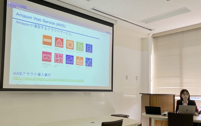 クラウドサービスに関するレクチャー会の様子 クラウドサービスに関するレクチャー会の様子