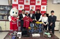 選手着用手話シャツ チャリティーオークションによる寄贈式の実施