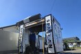 【世界初】鉄粉取り可能な最新式洗車機を鍋島SSに導入!“250円シャンプー”から“いっちゃんエエやつ5,000円”まで、高級手洗い洗車にも対応