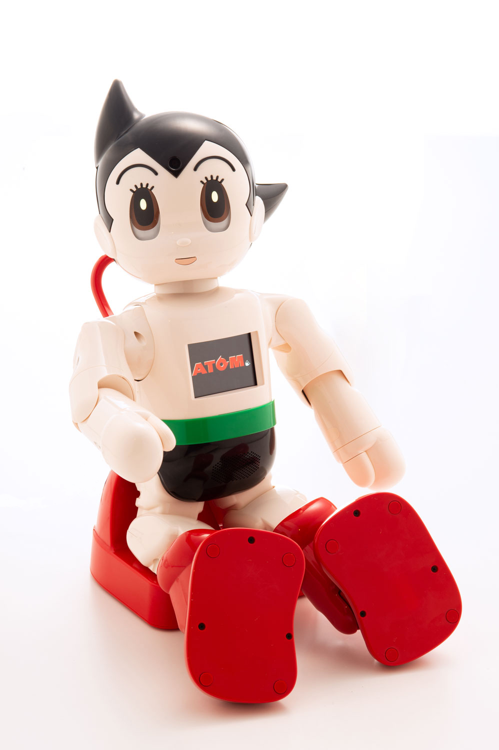 講談社の キャラクター ロボットａｔｏｍ が 手塚治虫氏の生誕地ゆかりのキャラクターとして G大阪サミット に出展 さらに 着座タイプａｔｏｍ も 予約スタート 株式会社講談社のプレスリリース