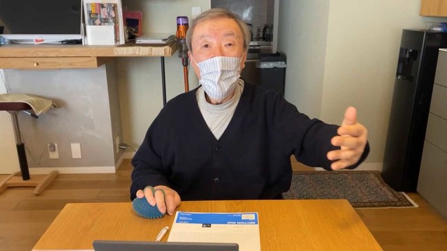 自宅でリハビリに励む (C)原宿リハビリテーション病院 自宅でリハビリに励む (C)原宿リハビリテーション病院