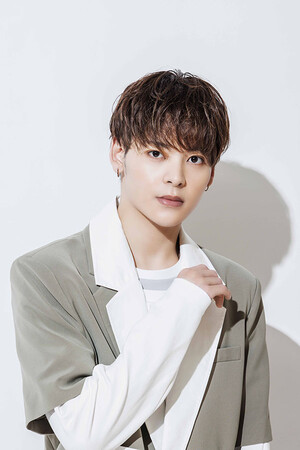 二子一揮:坪倉康晴 二子一揮:坪倉康晴