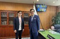 厚生労働省主催CARISO「審査員特別賞」受賞の介護看護記録請求システム「NASRECO」スマートAIグラス「NASGlass」、厚生労働副大臣にご体験いただきました