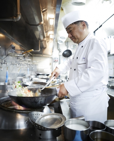 料理長　有本 大作