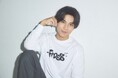 FIDES、天竺に特化した職人が縫う新作ロングスリーブTシャツ「GRAFFITI LOGO L/S」を9月12日に発売開始、モデルには中川大志さんを起用。