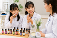 「香り」から科学の面白さを体験―城西大学 薬学部薬科学科が「Girls Meet STEM」に参画、女子中高生向けプログラムを開催