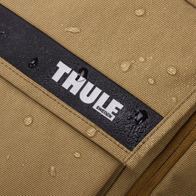 THULE》初のトートも登場！フレキシブルに働き遊ぶアクティブな