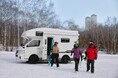 パウダーハンター待望、宿に縛られない雪山トリップ　星野リゾート×JAPAN C.R.C.「北海道パウダーベルトをめぐるキャンピングカープラン」3シーズン目へ
