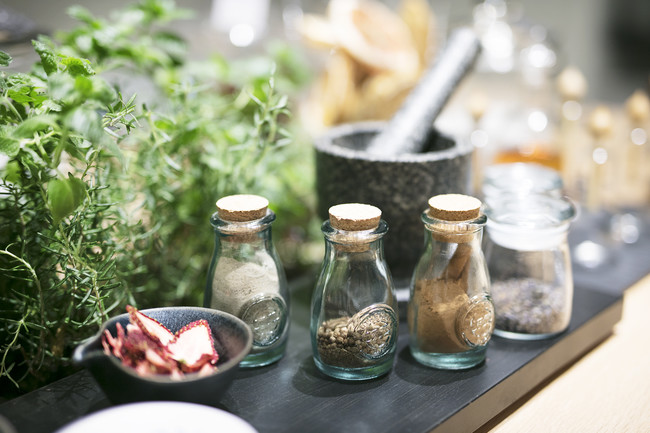 Andaz Tokyo-Spa -Blend Bar-Close up