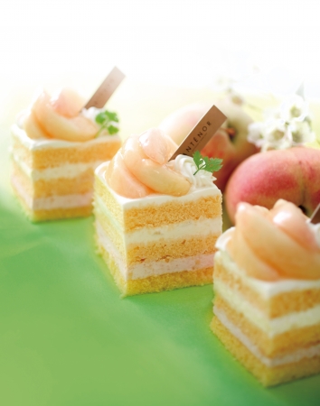 フレッシュ桃のショートケーキ