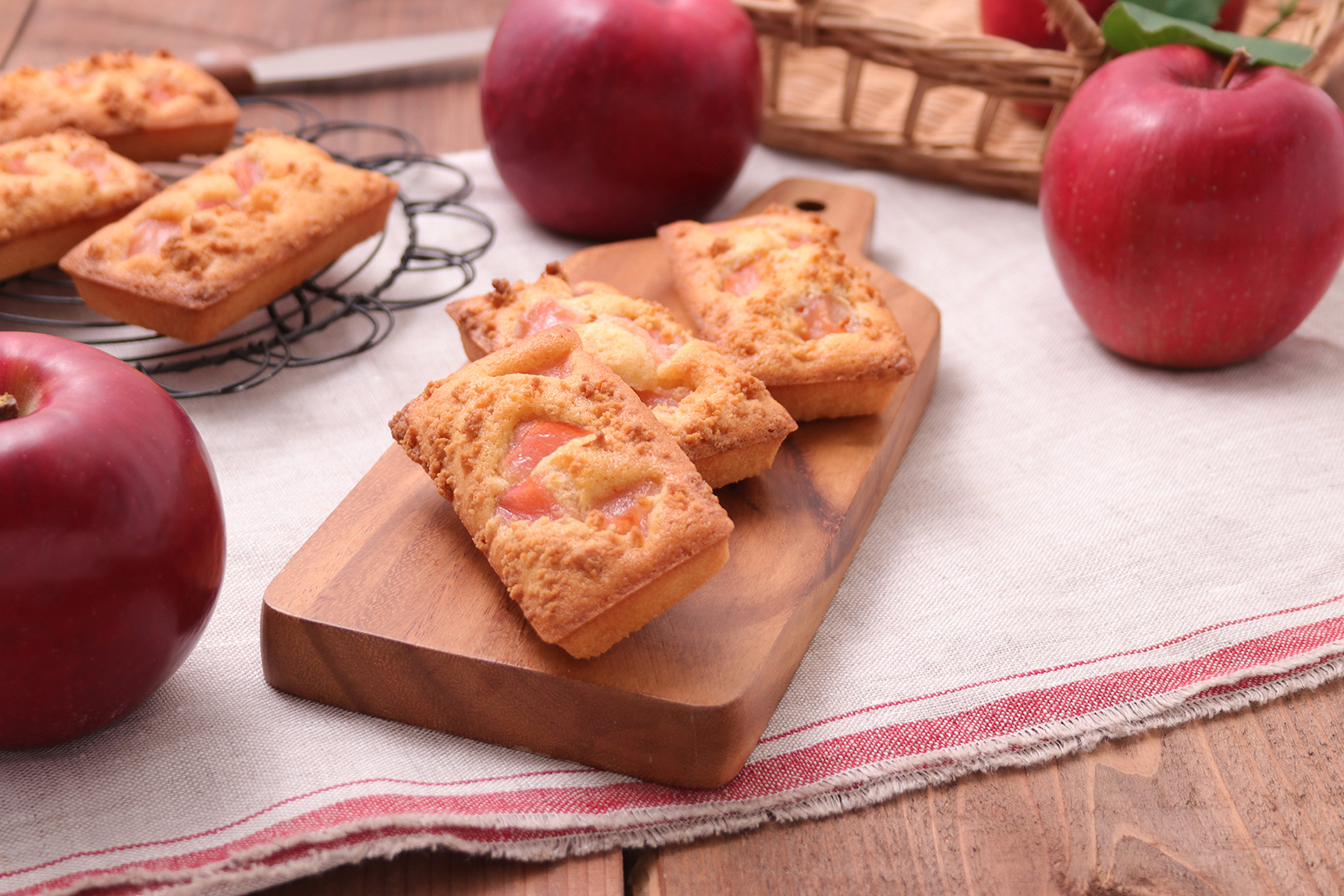 ノワ・ドゥ・ブール」から、季節の美味しさをお届けします。季節限定『焼きたてフィナンシェ（紅玉りんご）』2020年2月26日（水）発売