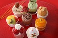 【アンテノール】のスイーツおせちは、かわいいプティサイズのケーキで。新春を華やかに彩る8種類の「プティフール」を発売します。
