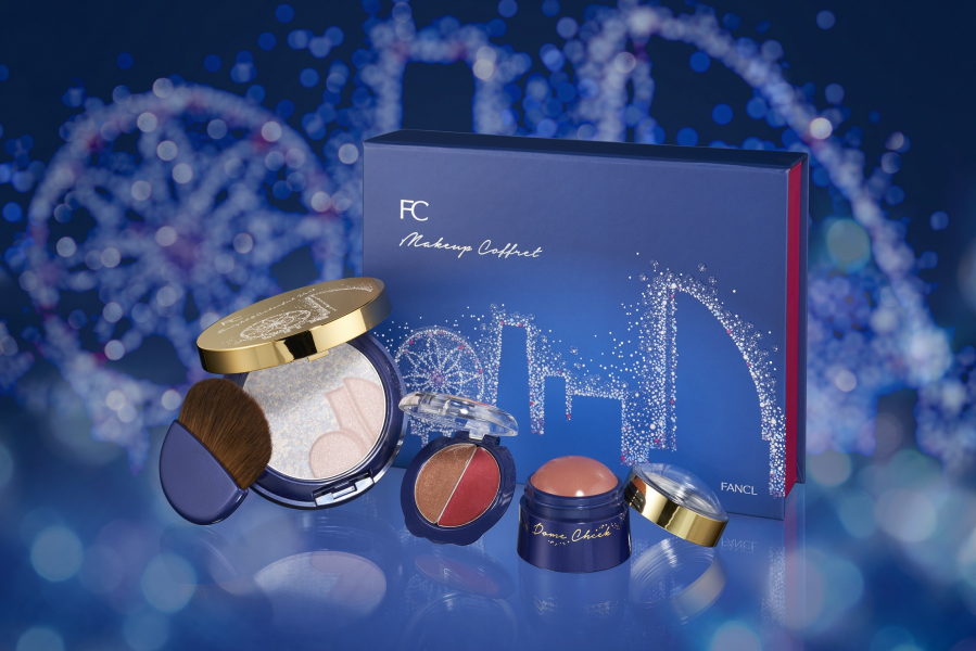 イルミネーションの輝きに映える華やかな表情に彩るコフレ メイクアップコフレ 16年10月日 木 新発売 株式会社ファンケルのプレスリリース