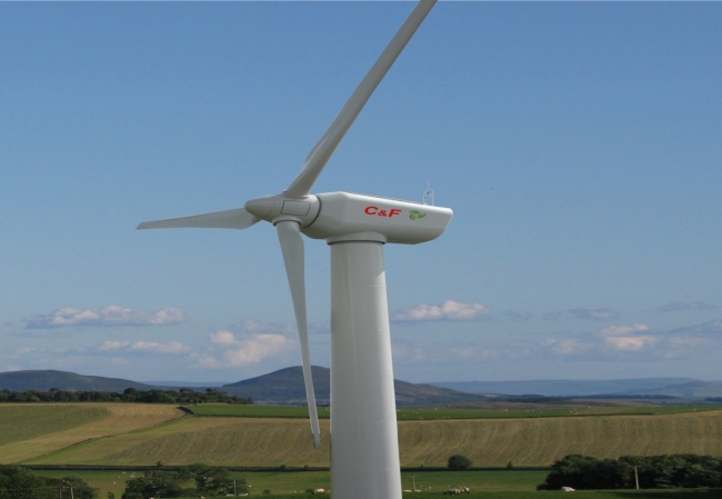 イタリアで稼動する100kワットの風車