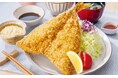 でかい。うまい。約20cmの「真あじの大判あじフライ」3万食限定で今年も登場！8月7日(金)より販売開始