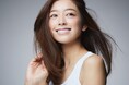 ウェルネスを提案する硬炭酸水ブランド「TURN Sparkling Water」、横浜みなとみらいで「TURN Wellness YOGA」を開催