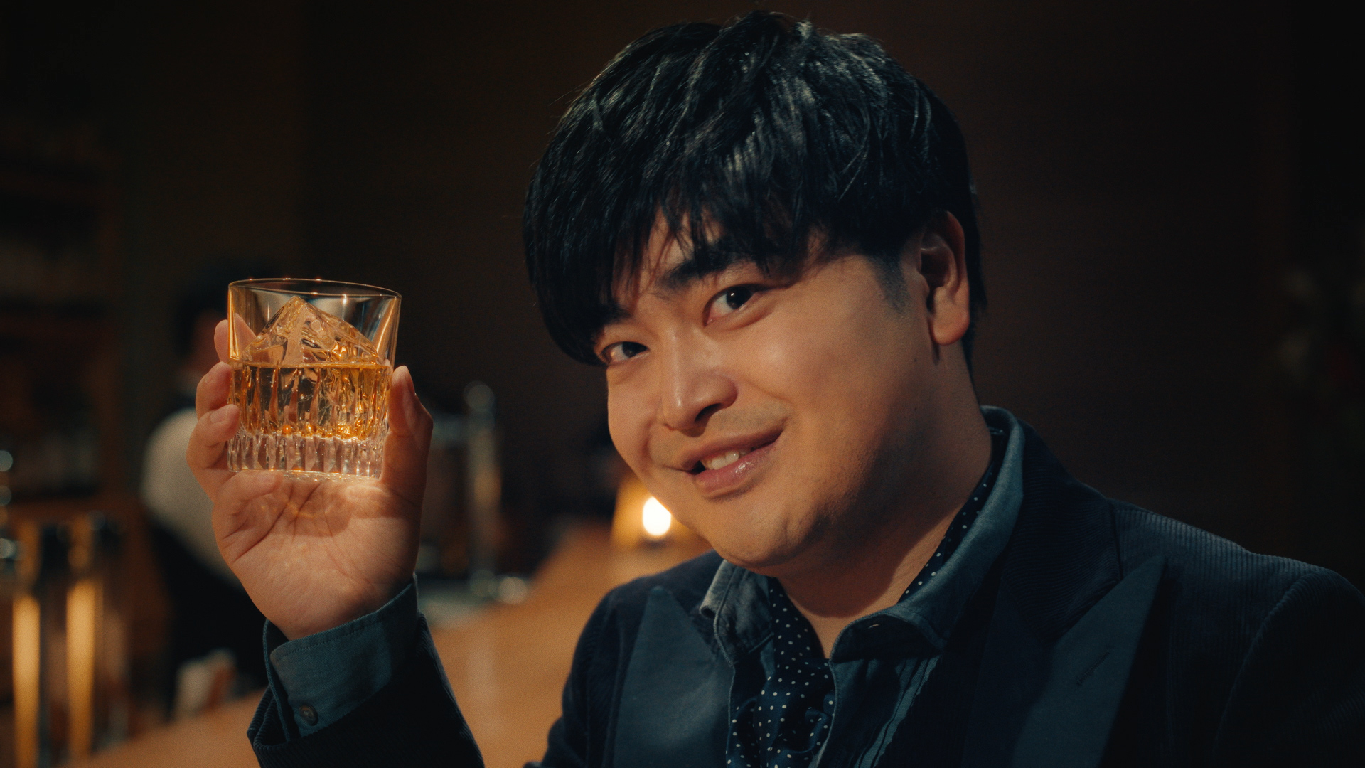 シングルモルトを 旅しよう シングルモルトの歩き方 加藤諒さんが出演 マペットと一緒にシングルモルトを学べる新web動画 シングルモルトをはじめたばかりの男 シングルモルトの歩き方 全14篇 サントリースピリッツ株式会社のプレスリリース